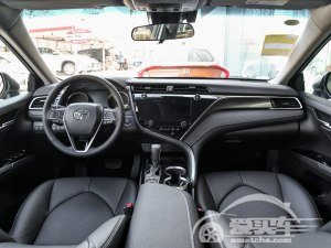 凯美瑞店内可试乘试驾 售价17.98万元起