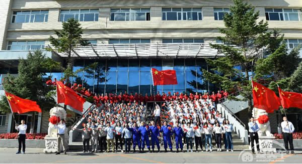 一汽-大众以＂金秋音乐会＂致敬中华人民共和国成立70周年