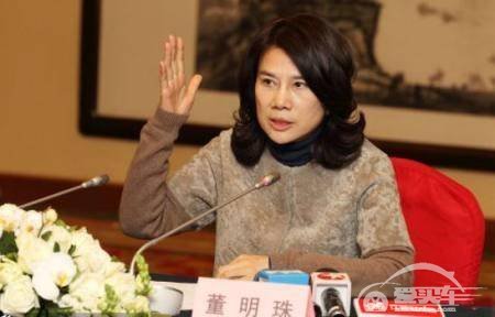 不开自家车，车企高管岂敢自卖自夸？看看董明珠怎么说
