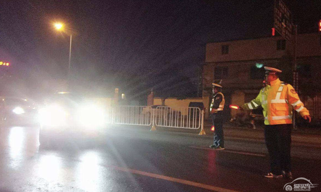 别怪我路怒症！碰上各类“欠揍”开车行为真不能忍