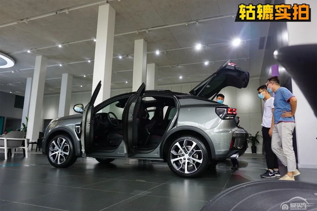 轱辘到店|实锤了！年轻小伙和土豪大哥是领克05的消费主力！