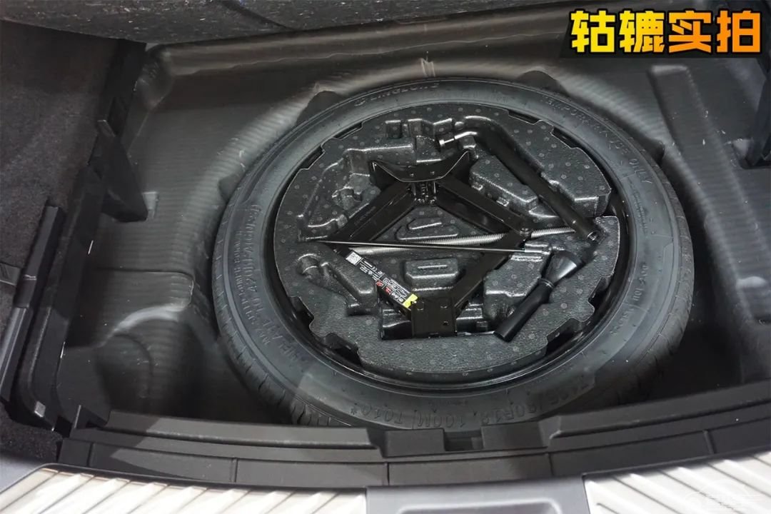 轱辘到店|实锤了！年轻小伙和土豪大哥是领克05的消费主力！