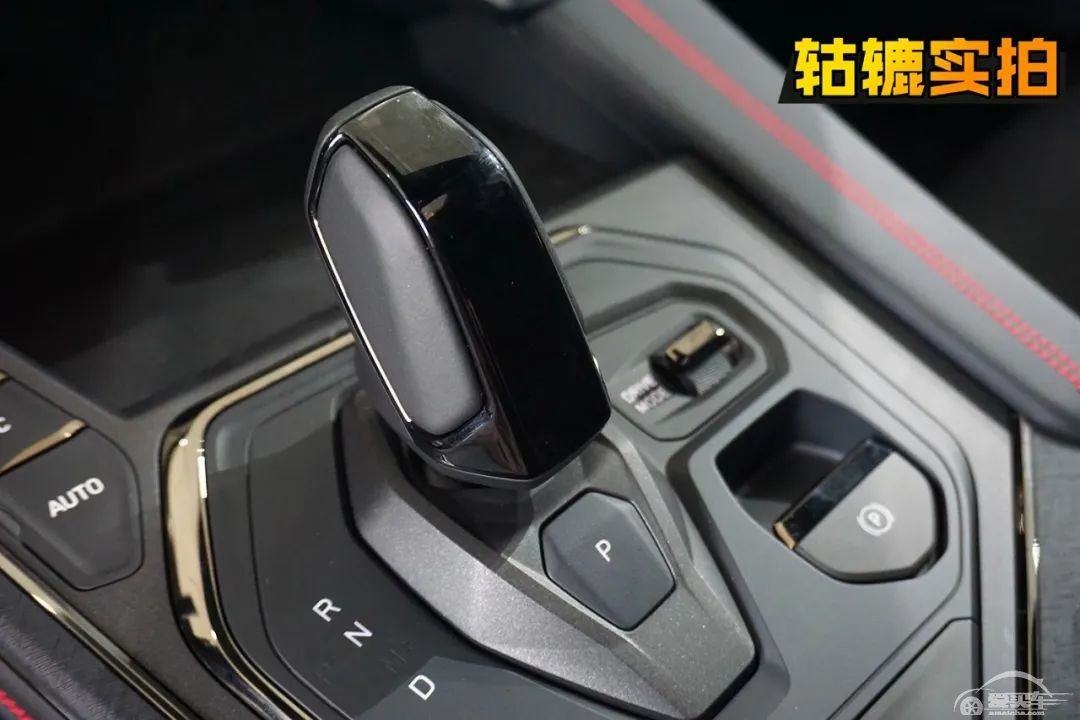 轱辘到店|实锤了！年轻小伙和土豪大哥是领克05的消费主力！