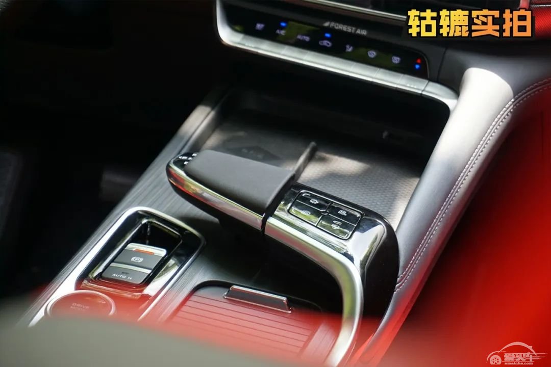 轱辘VLOG|请假去重庆吃火锅，开长安UNI-T在山城劈弯，最后却……