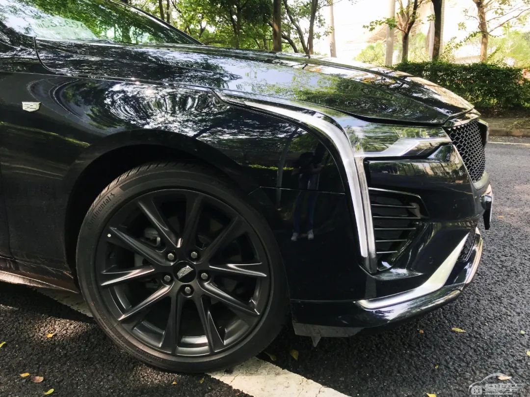 轱辘试驾|动如脱兔！凯迪拉克CT4山路表现竟有这般魅力？