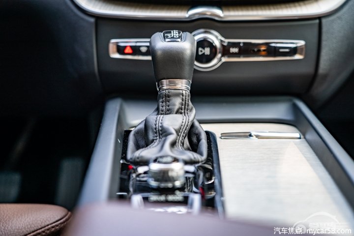 实力均衡无短板，试驾体验沃尔沃XC60