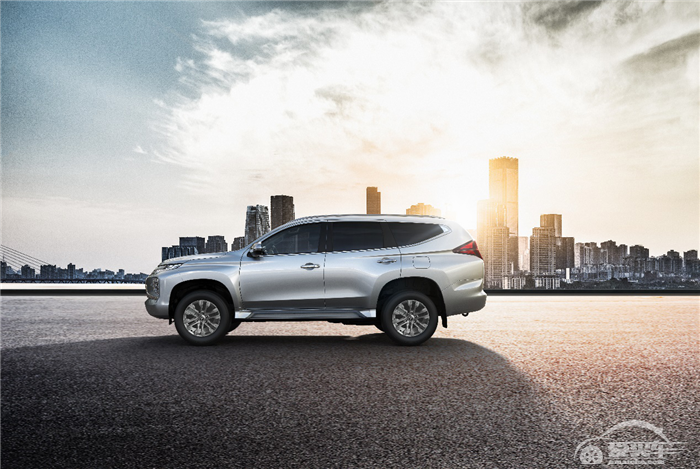 2020款PAJERO SPORT帕杰罗·劲畅正式上市，售价28.98-30.98万元