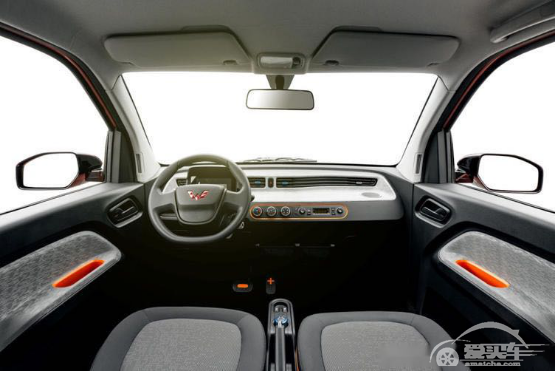 五菱宏光MINI EV有多亲民？多项丰富实用的功能也仅2.98万起