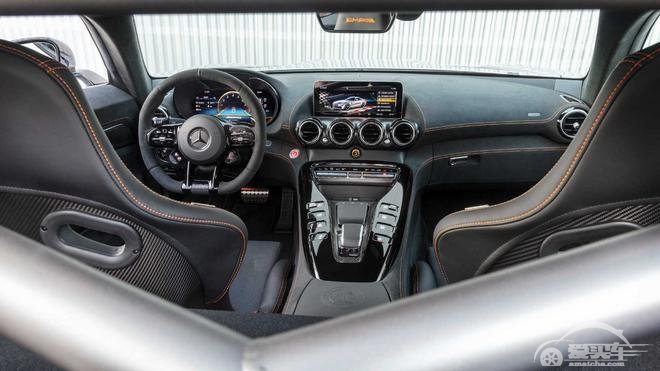 AMG GT黑系列搭全新V8发动机3.2秒破百 成都车展首发