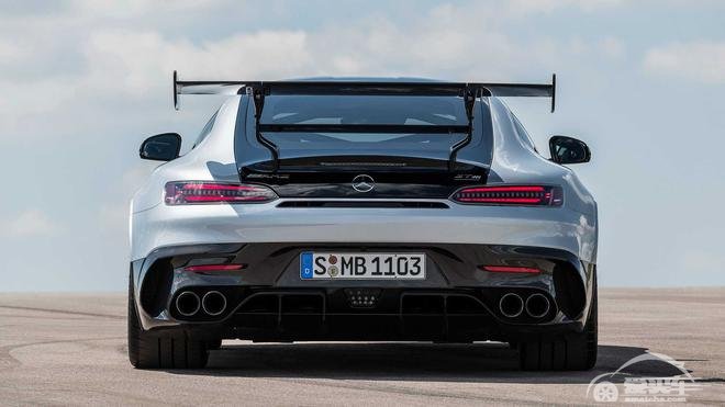 AMG GT黑系列搭全新V8发动机3.2秒破百 成都车展首发