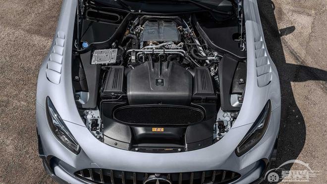 AMG GT黑系列搭全新V8发动机3.2秒破百 成都车展首发