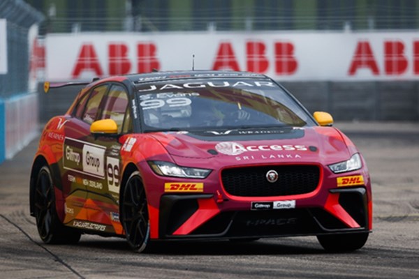  2019/20赛季捷豹I-PACE eTROPHY杯落下帷幕 SIMON EVANS斩获年度冠军 