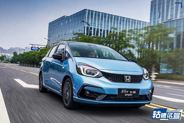  A0级车的较量，全新飞度对比POLO PLUS，谁才是真正的精品小车？ 
