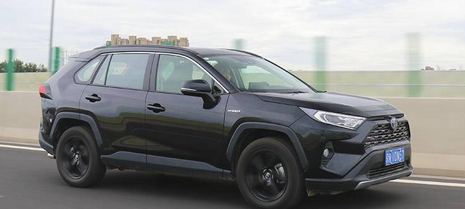  头条试驾丨TNGA加持下有哪些新变化？试驾RAV4荣放双擎 