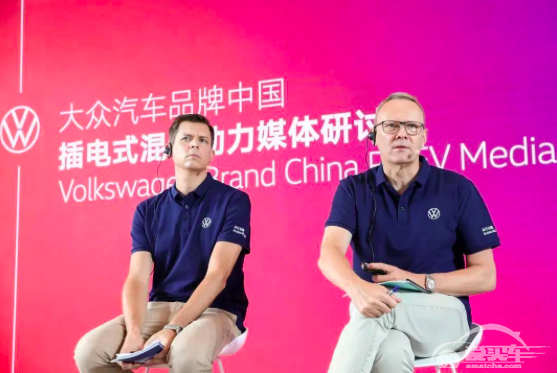 暗讽许家印、吐槽李书福、叫阵李想，“耿直”CEO是清流还是毒舌？