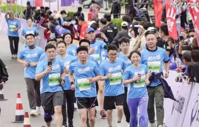  以科技跑向未来，魏建军的马拉松越来越好玩 