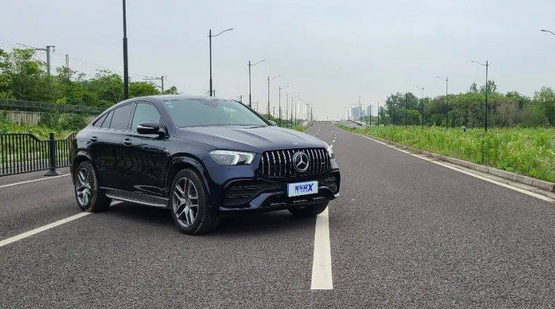  性能和舒适能擦出什么火花？试驾奔驰AMG GLE 53 4MATIC+ 轿跑SUV 