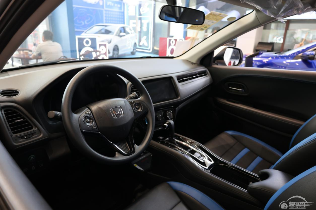 手握15万预算买SUV？90后小哥跑一趟本田4S店，锁定缤智了