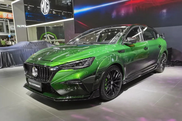 自带空气动力套件，6秒破百，MG6 XPOWER正式上市 