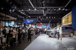  爆款实锤！长安欧尚X7PLUS预售爆单、欧尚X5运动版吸睛 