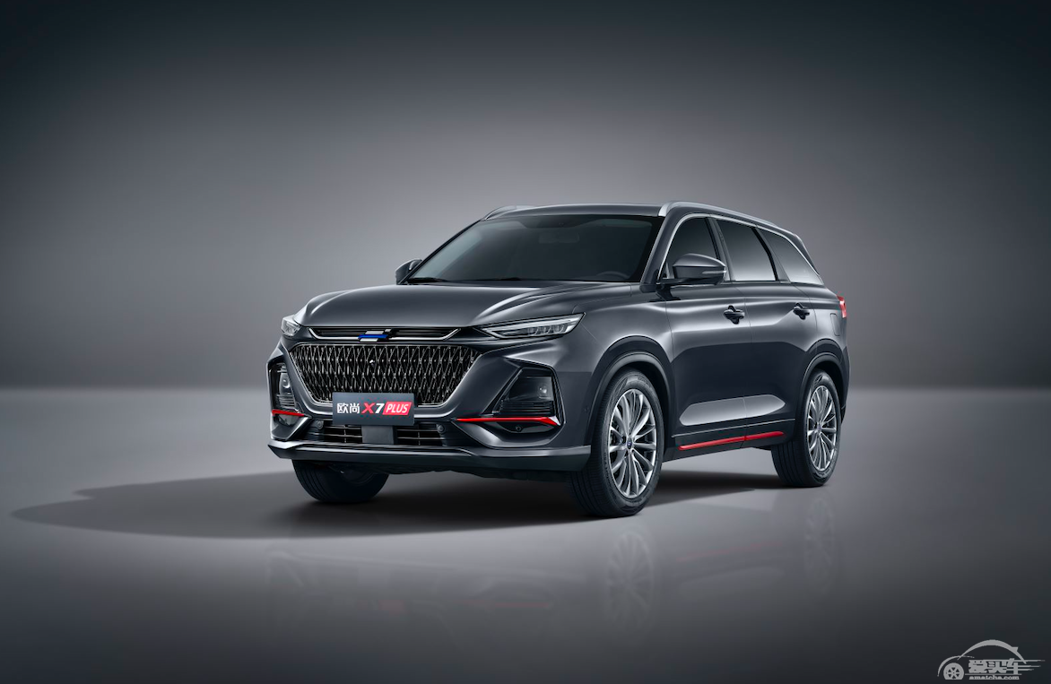 长安欧尚X7PLUS预售7.99万-13.59万 ，推7重当红豪礼