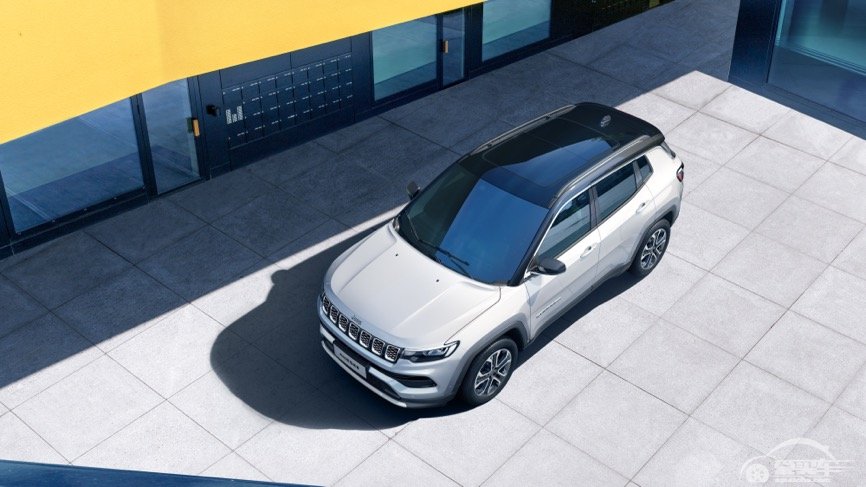 越80，越要野Jeep®角斗士先行版野性登场，领衔全地形SUV家族劲闯岭南