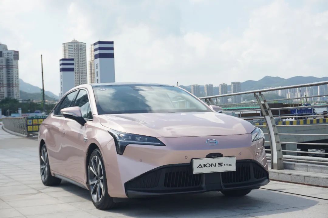  油价“奔”9，利好了谁？ 