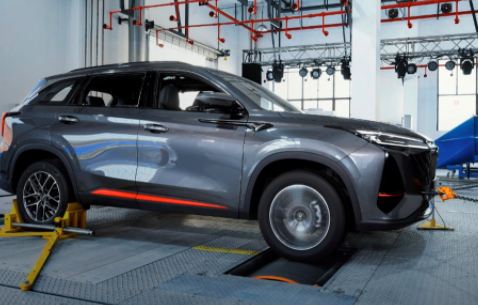 实测百公里6.8L？第二代长安CS75 PLUS勇夺销冠的实力就在此 