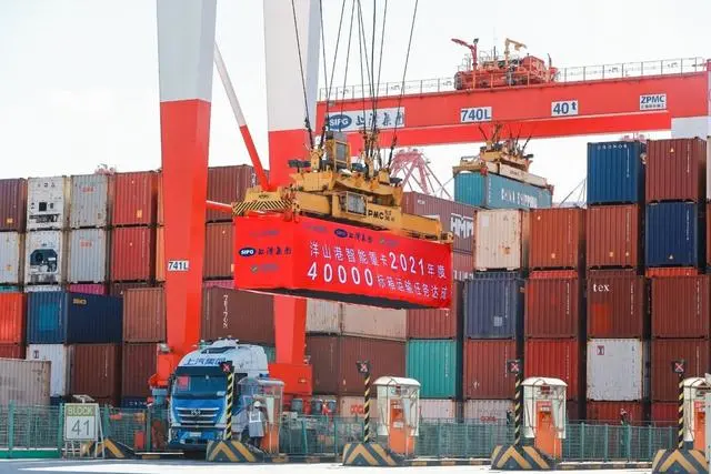 销量稳中有进 效益稳中提质 转型稳中见新 上汽发布2021年年报  净利润达245.3亿 同比增长20%