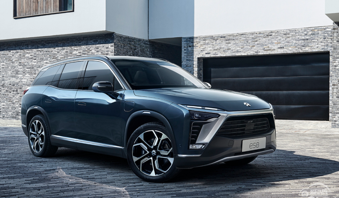 “五百万内最好SUV”略显嚣张，理想L9的对手才不是豪华大型SUV