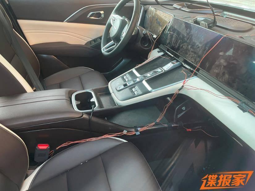  满眼大屏！哈弗“龙系”首款车型，枭龙MAX的内饰你爱了吗？ 
