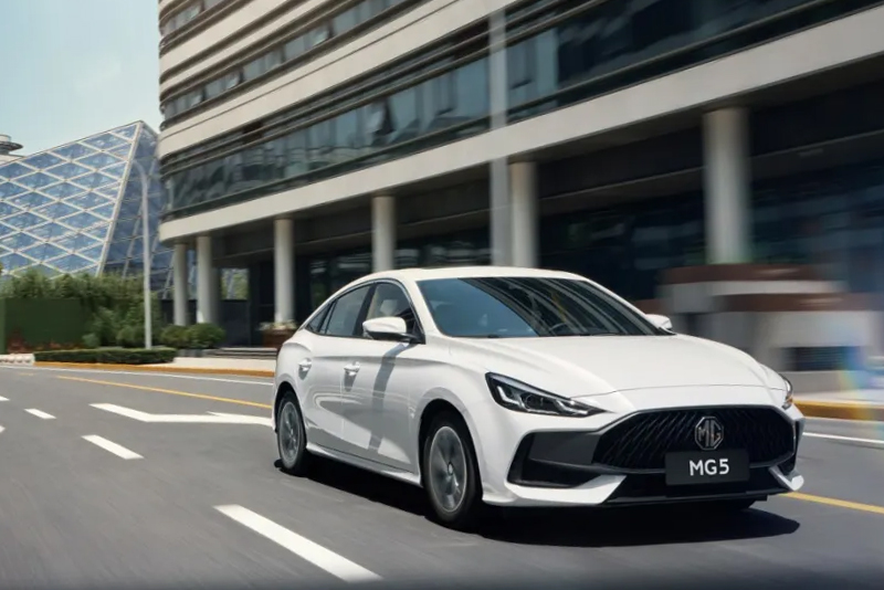  时尚高颜！MG5 2023款上新，双动力升级，“限时惊喜价”5.79万起！ 