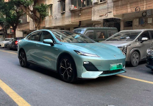 不再是老头乐遍地，小县城更适合新能源？