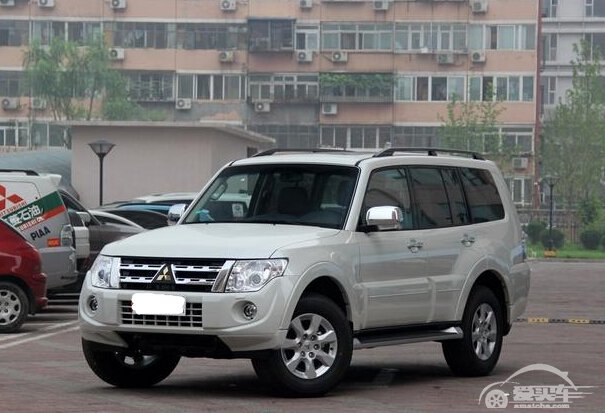 三菱汽车销售（中国）有限公司召回部分进口三菱帕杰罗汽车