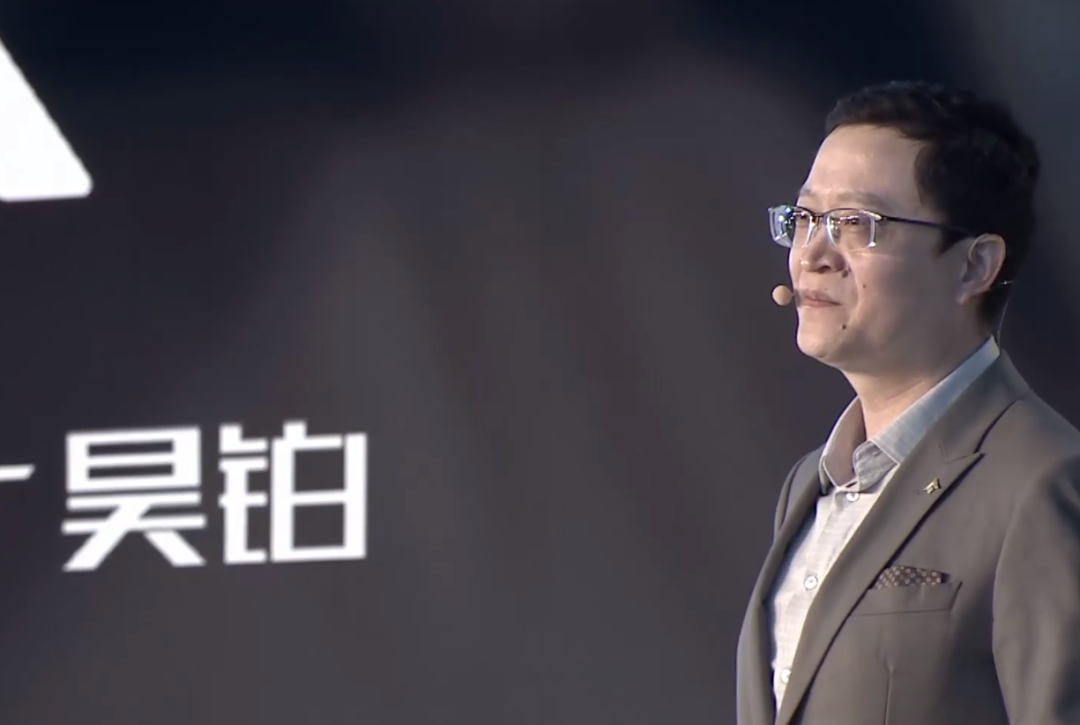 疯狂2023丨汽车圈“嘴强王者”金句频出，谁也不服谁！
